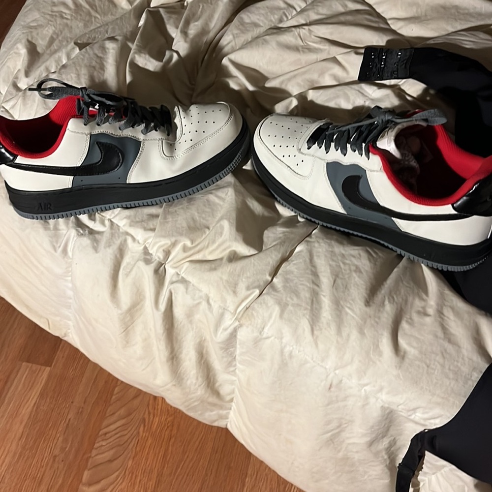 Like a new Air Force ones men’s size 10, worn less than five times.